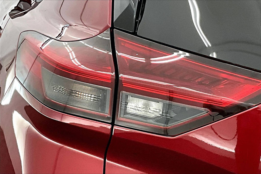 Thumbnail: 2021 Nissan Rogue - 32