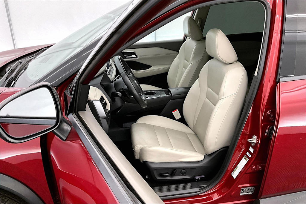 Thumbnail: 2021 Nissan Rogue - 11