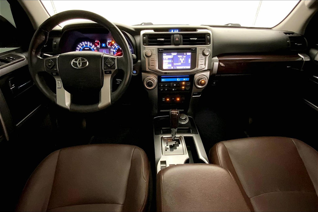 Thumbnail: 2016 Toyota 4Runner - 10