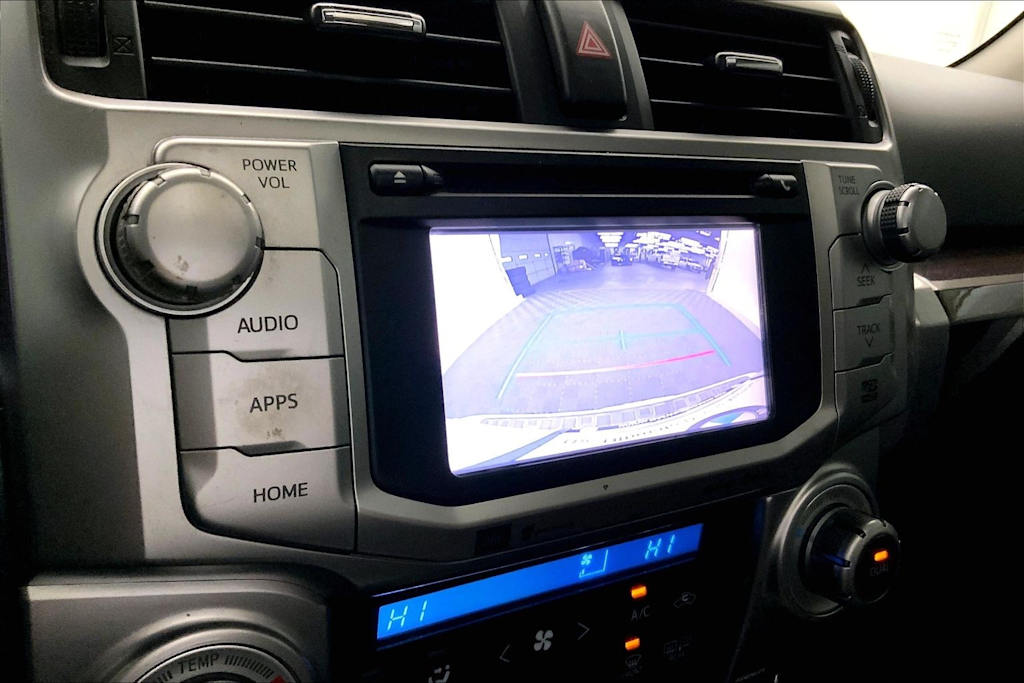 Thumbnail: 2016 Toyota 4Runner - 16