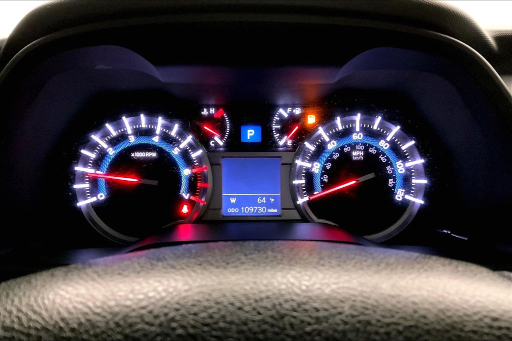 Thumbnail: 2016 Toyota 4Runner - 18