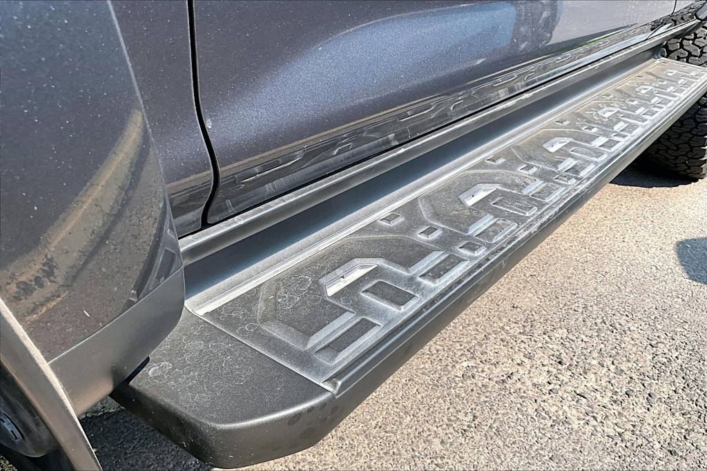 Thumbnail: 2017 Toyota 4Runner - 17