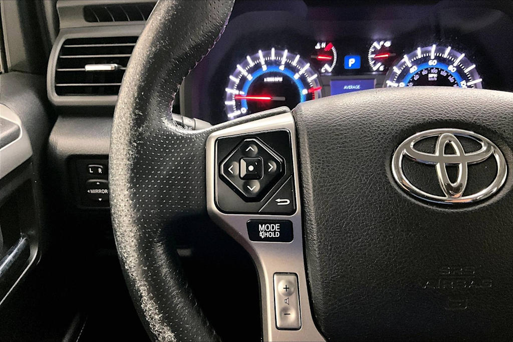Thumbnail: 2017 Toyota 4Runner - 24