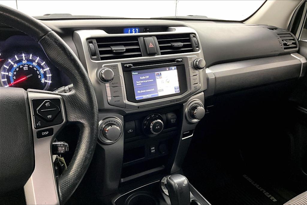 Thumbnail: 2017 Toyota 4Runner - 15