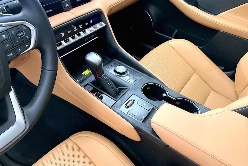 Thumbnail: 2026 Lexus ES - 17
