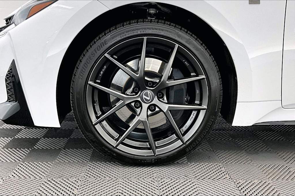 Thumbnail: 2026 Lexus ES - 8