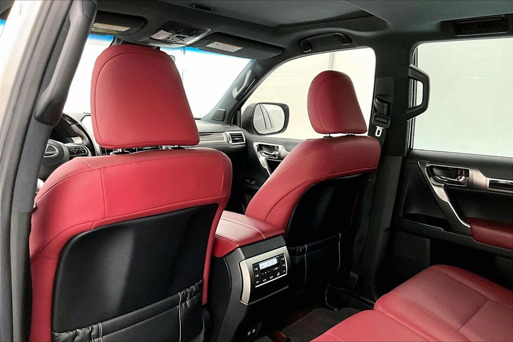 Thumbnail: 2023 Lexus GX - 13