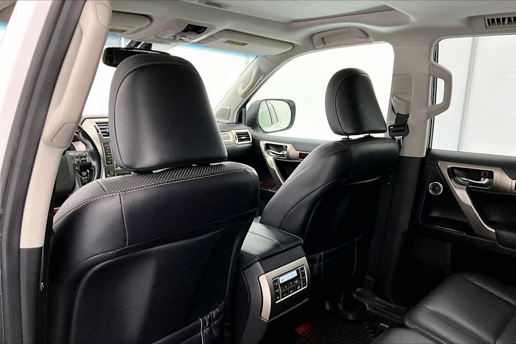 Thumbnail: 2018 Lexus GX - 13