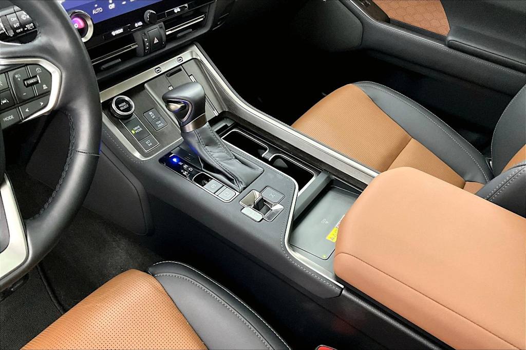 Thumbnail: 2024 Lexus ES - 16