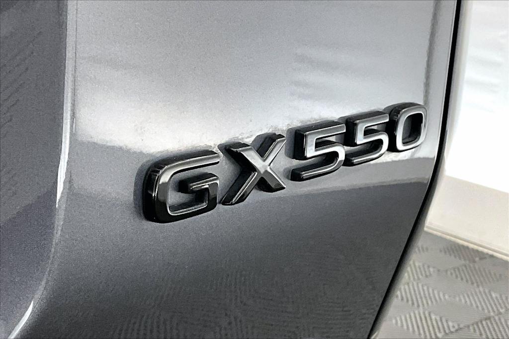 Thumbnail: 2024 Lexus ES - 7