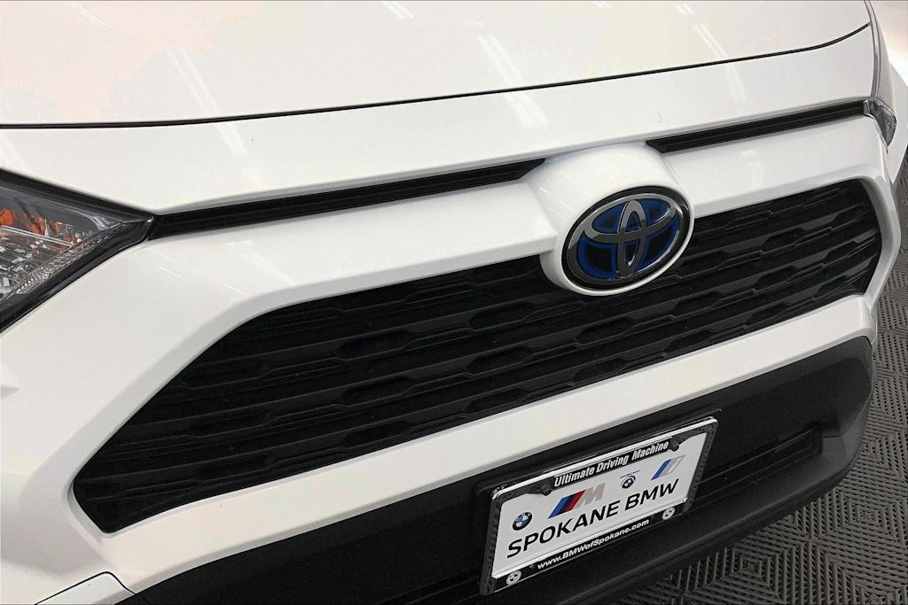 Thumbnail: 2021 Toyota RAV4 - 33