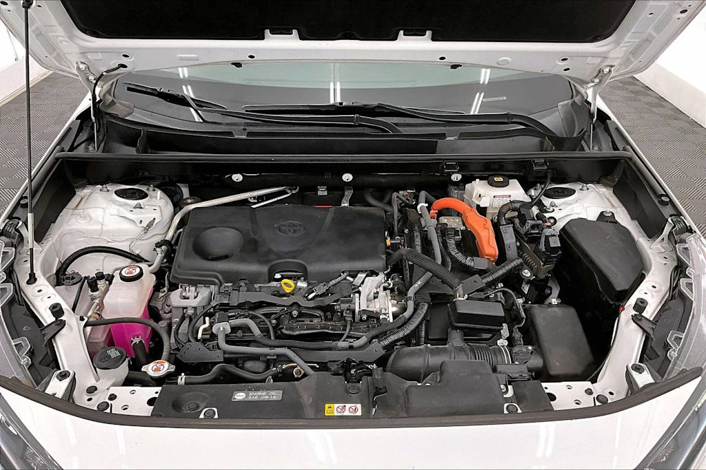 Thumbnail: 2021 Toyota RAV4 - 9