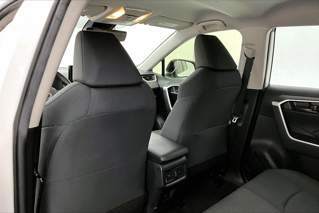 Thumbnail: 2021 Toyota RAV4 - 13