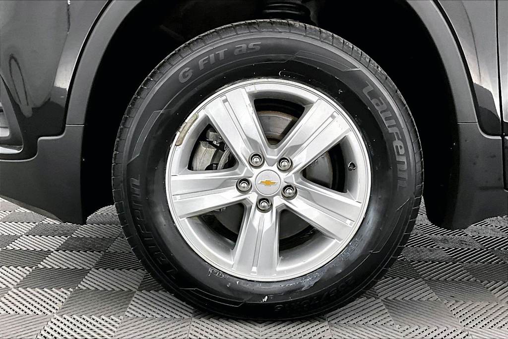 Thumbnail: 2020 Chevrolet Trax - 8