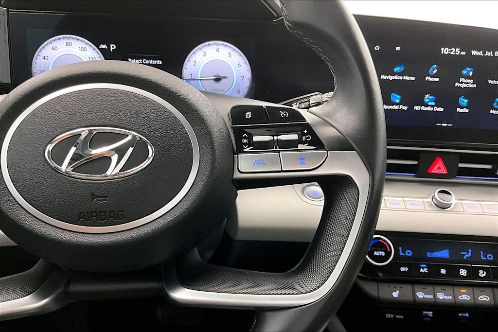 Thumbnail: 2023 Hyundai Elantra - 25