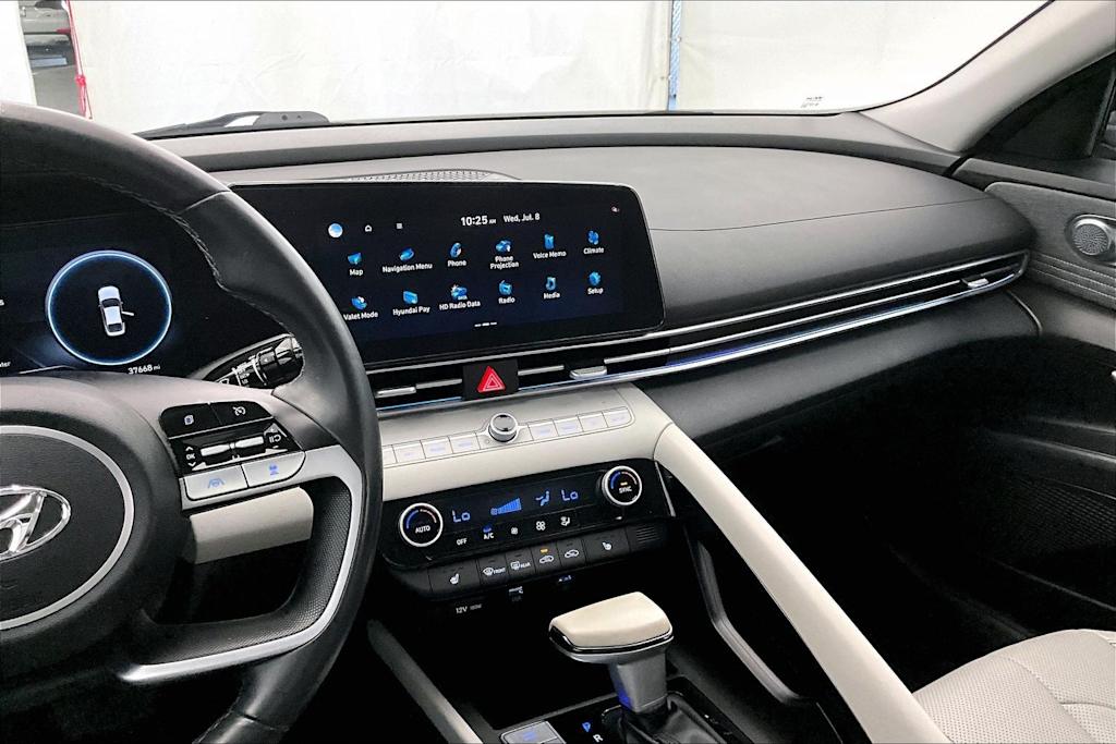 Thumbnail: 2023 Hyundai Elantra - 15
