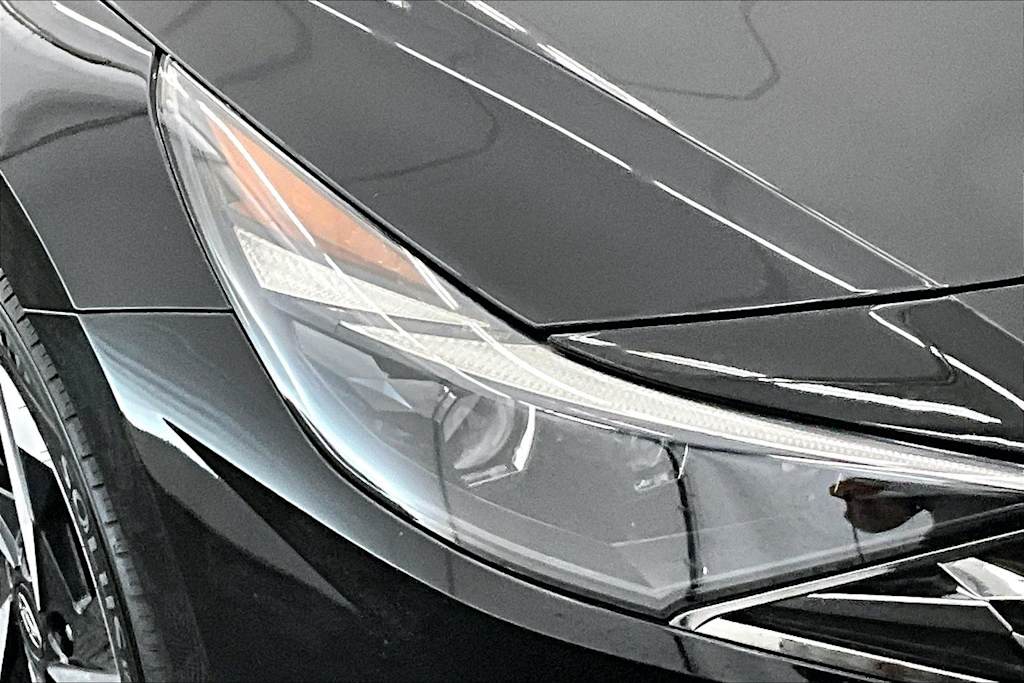 Thumbnail: 2023 Hyundai Elantra - 31