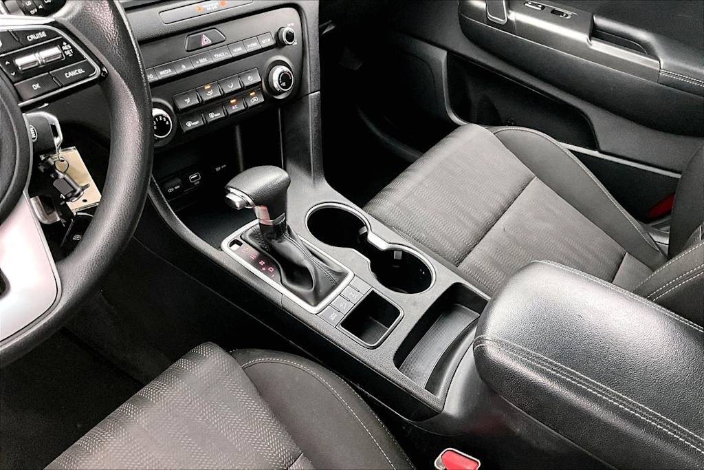 Thumbnail: 2021 Kia Sportage - 17