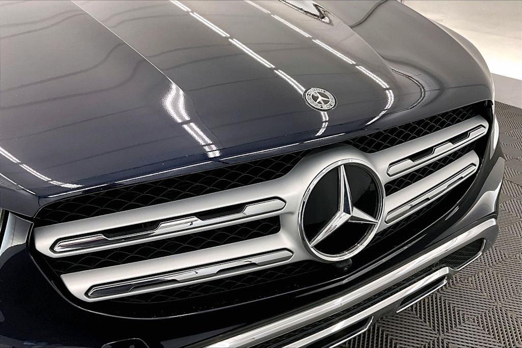 Thumbnail: 2022 Mercedes-Benz GLC - 33