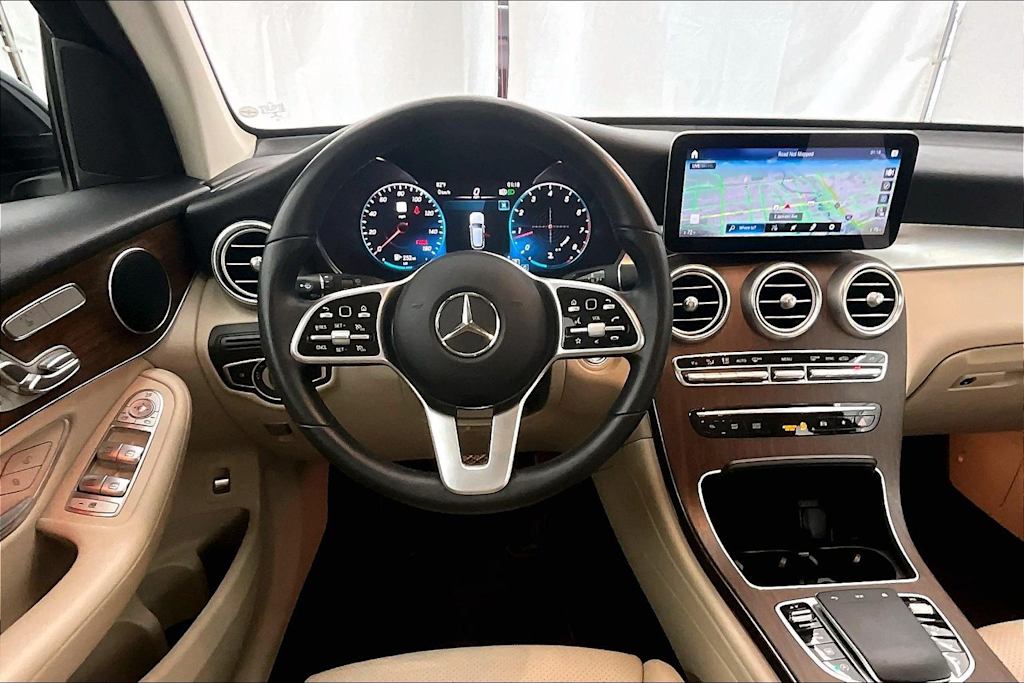 Thumbnail: 2022 Mercedes-Benz GLC - 14