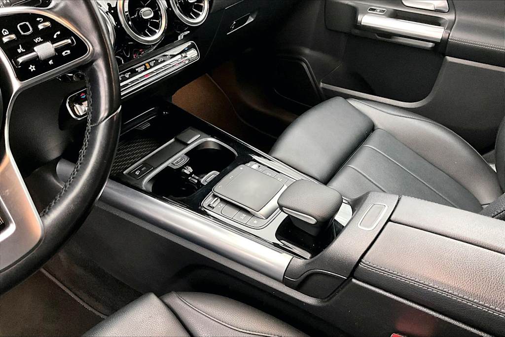 Thumbnail: 2023 Mercedes-Benz GLA - 17
