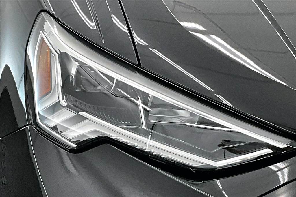 Thumbnail: 2020 Audi Q3 - 31