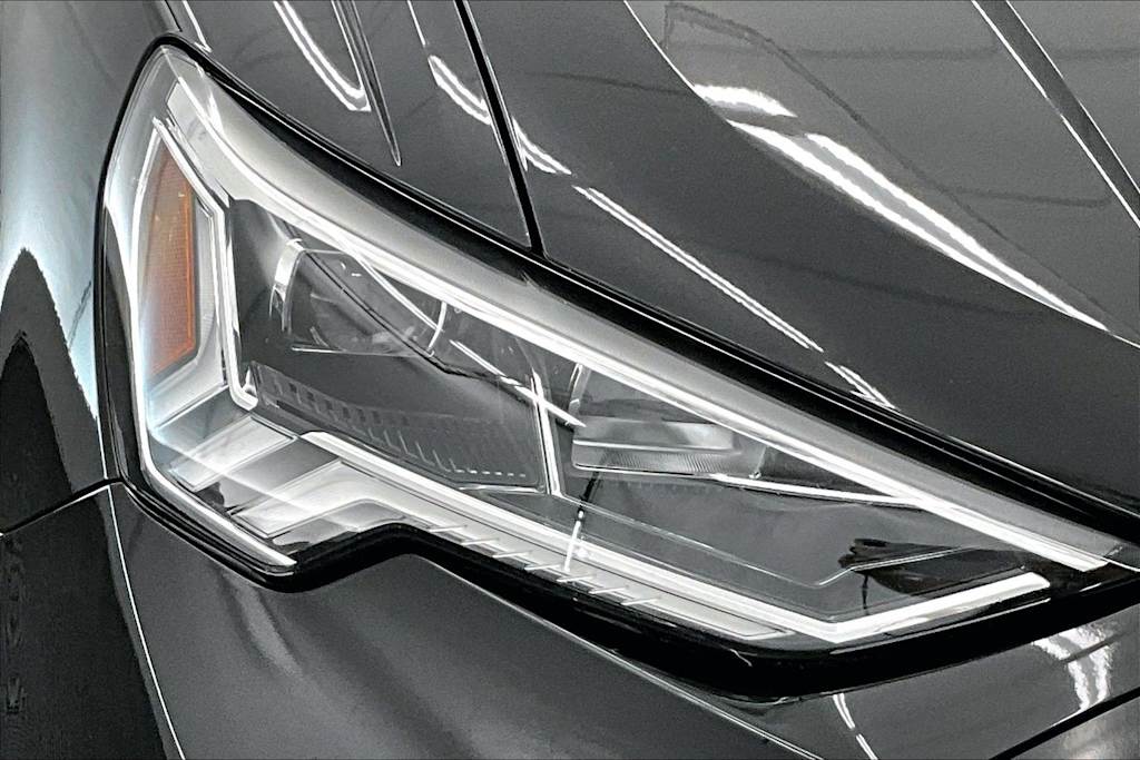 Thumbnail: 2020 Audi Q3 - 31
