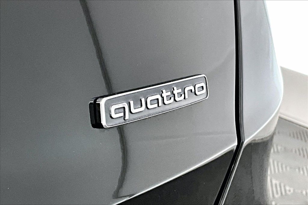 Thumbnail: 2020 Audi Q3 - 7