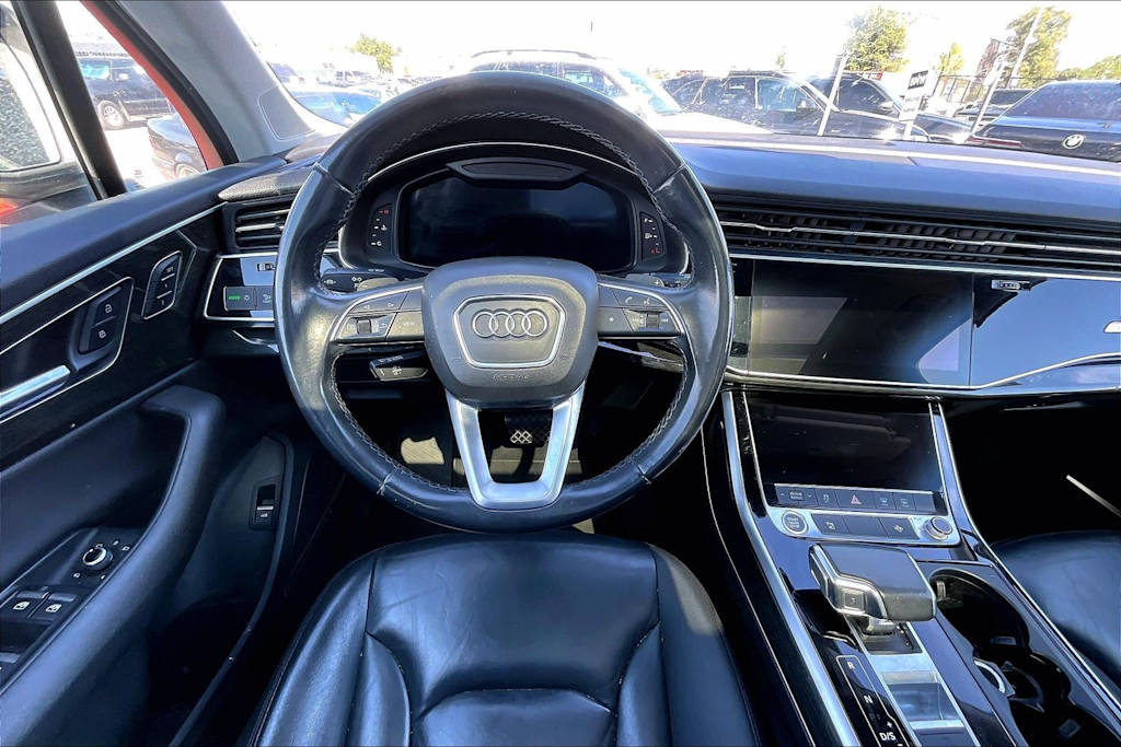 Thumbnail: 2021 Audi Q7 - 12