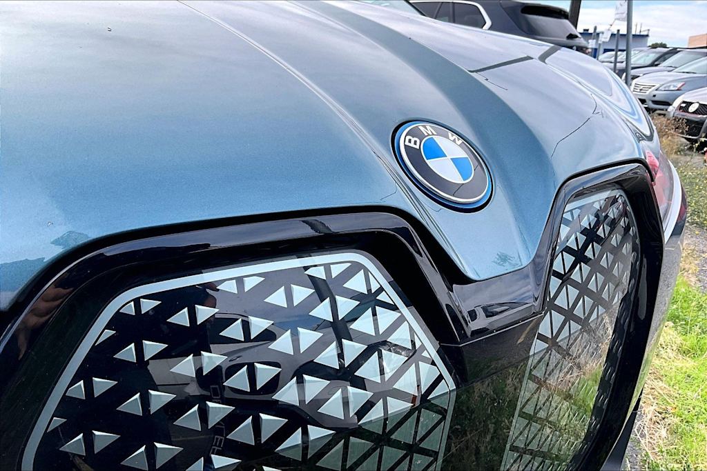 Thumbnail: 2023 BMW iX - 18