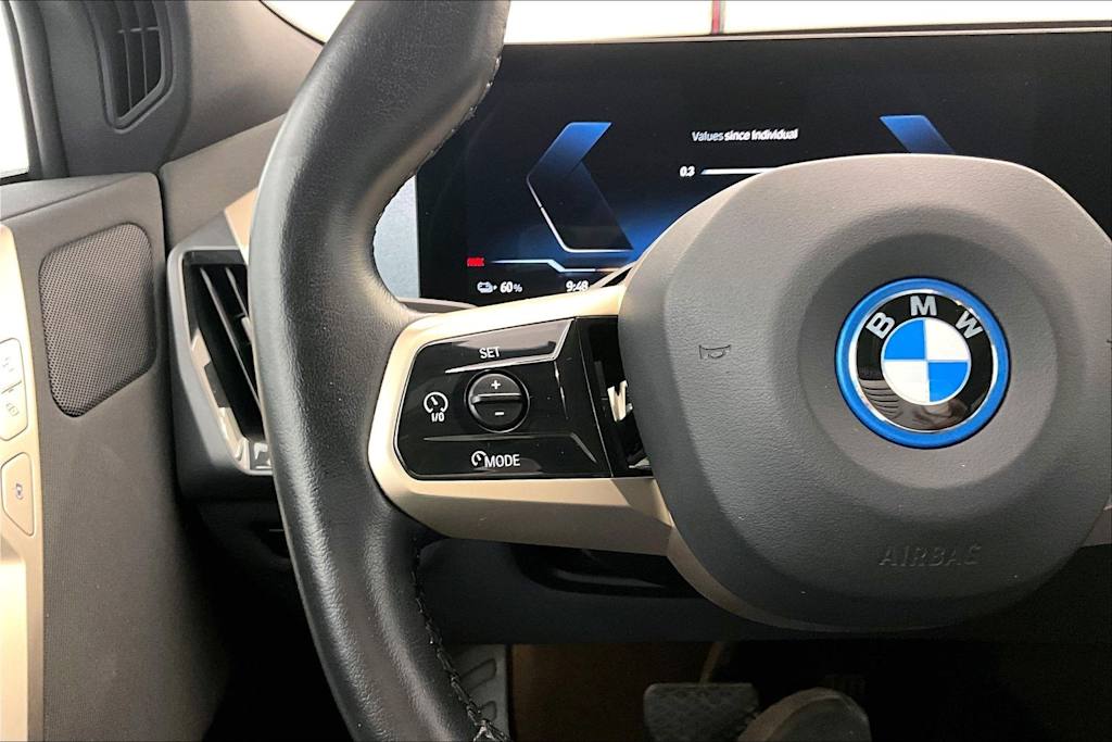 Thumbnail: 2023 BMW iX - 24