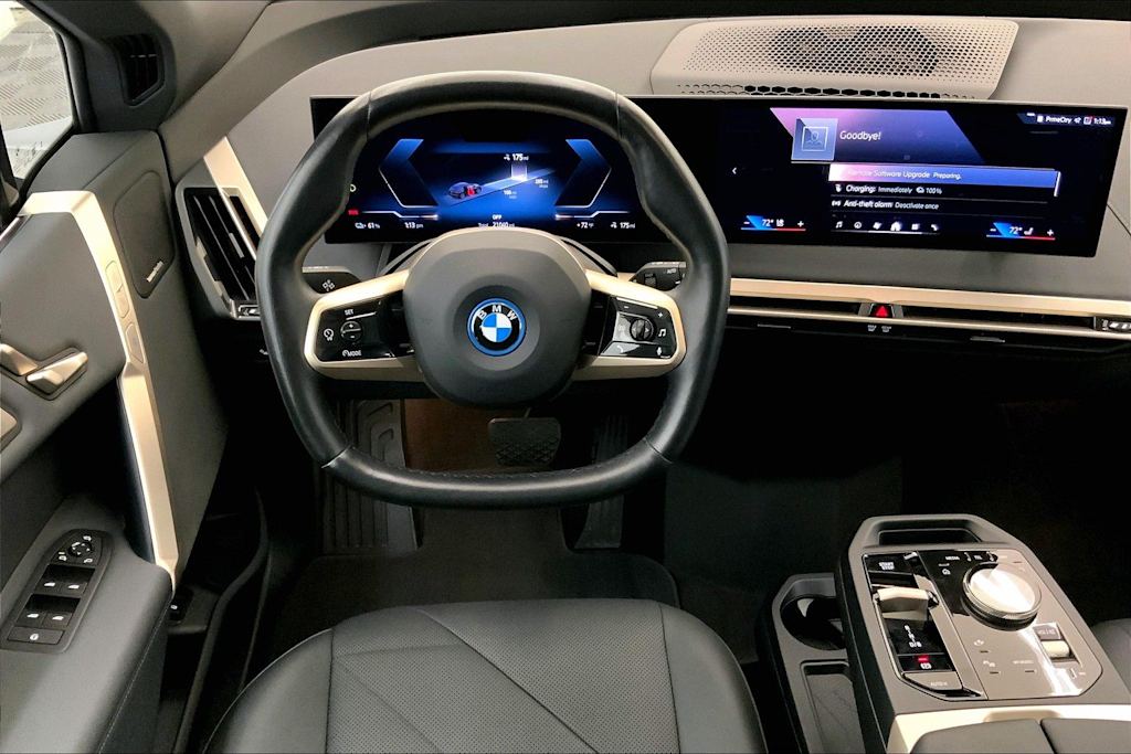 Thumbnail: 2024 BMW iX - 13