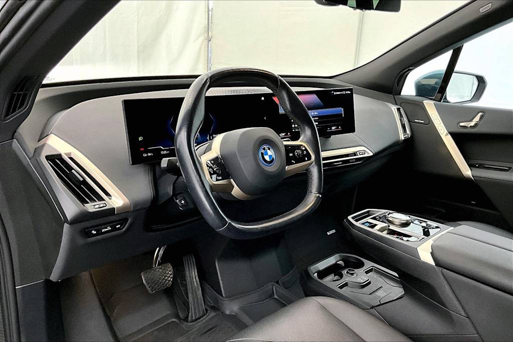 Thumbnail: 2023 BMW iX - 2