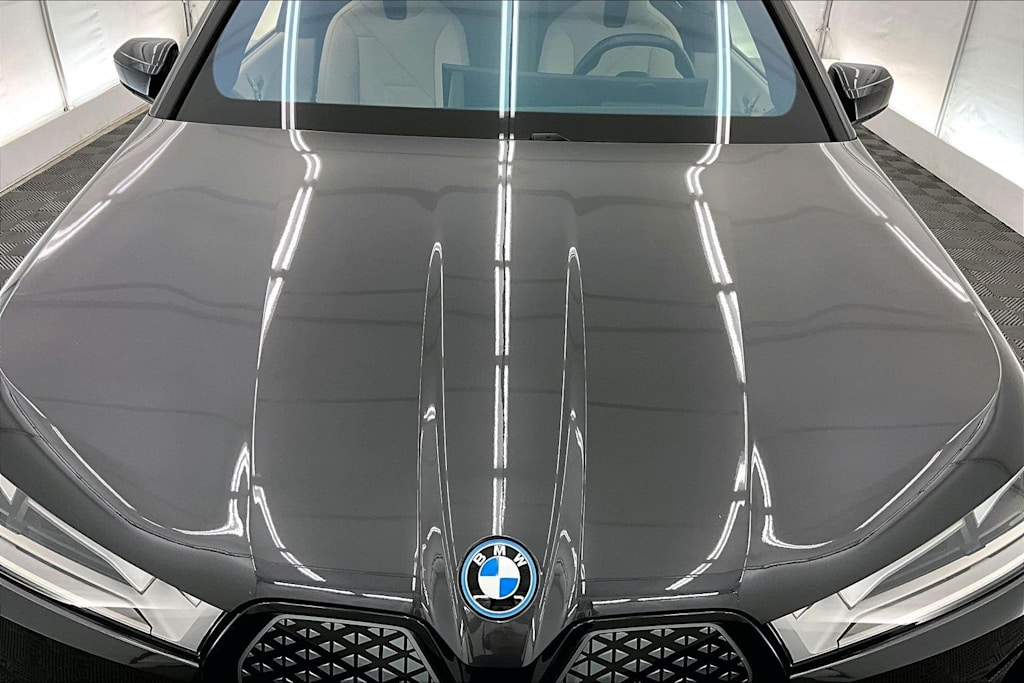 Thumbnail: 2024 BMW iX - 12