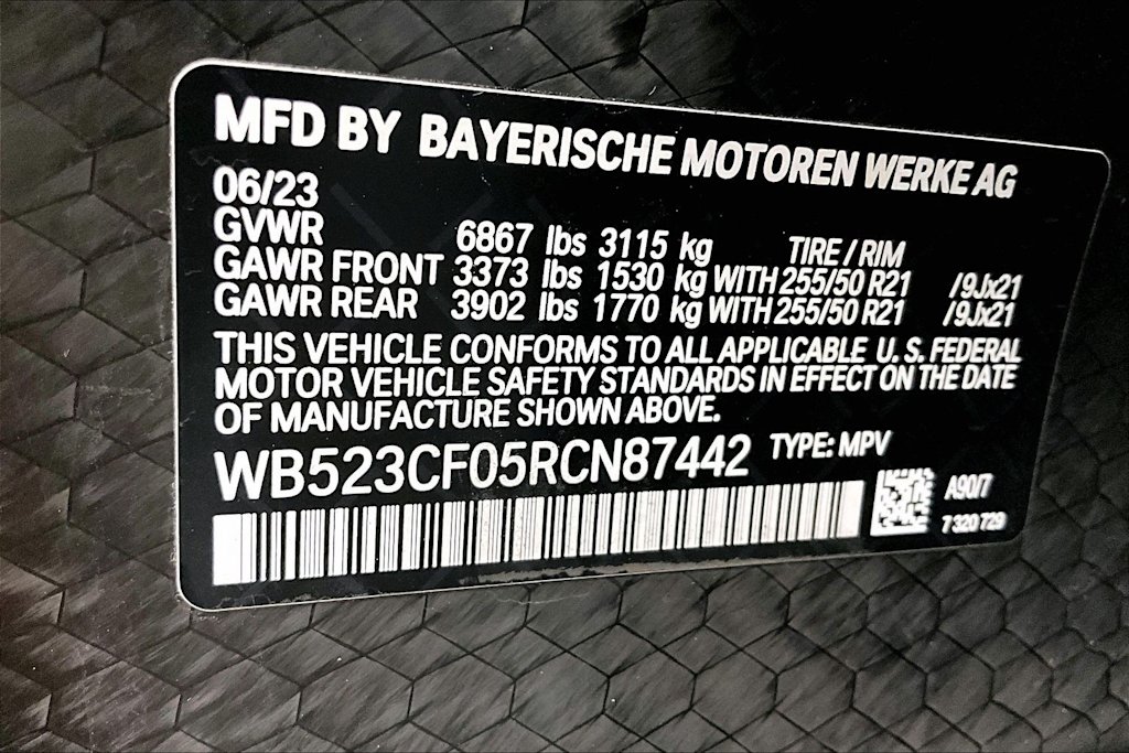 Thumbnail: 2024 BMW iX - 18