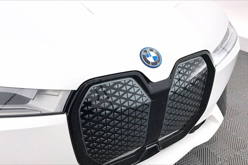 Thumbnail: 2025 BMW iX - 32