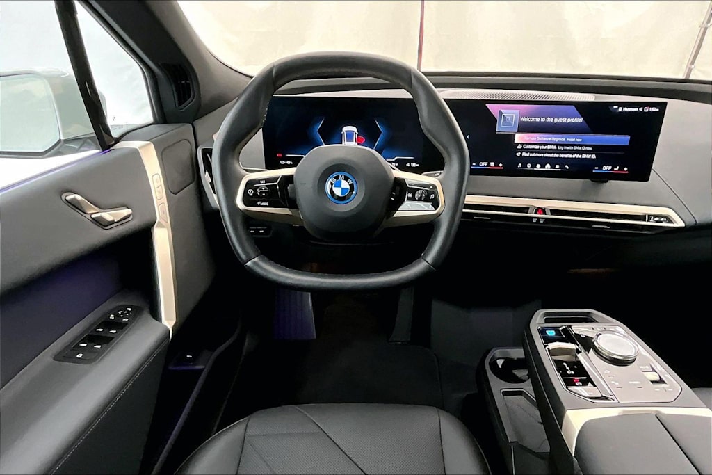 Thumbnail: 2025 BMW iX - 13