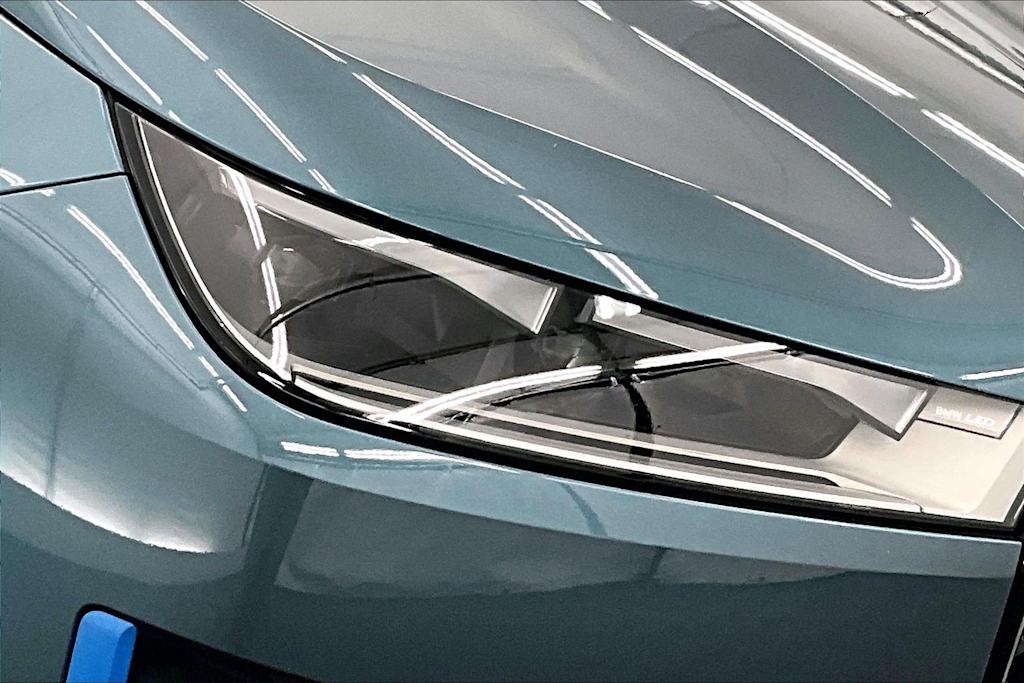 Thumbnail: 2023 BMW iX - 30