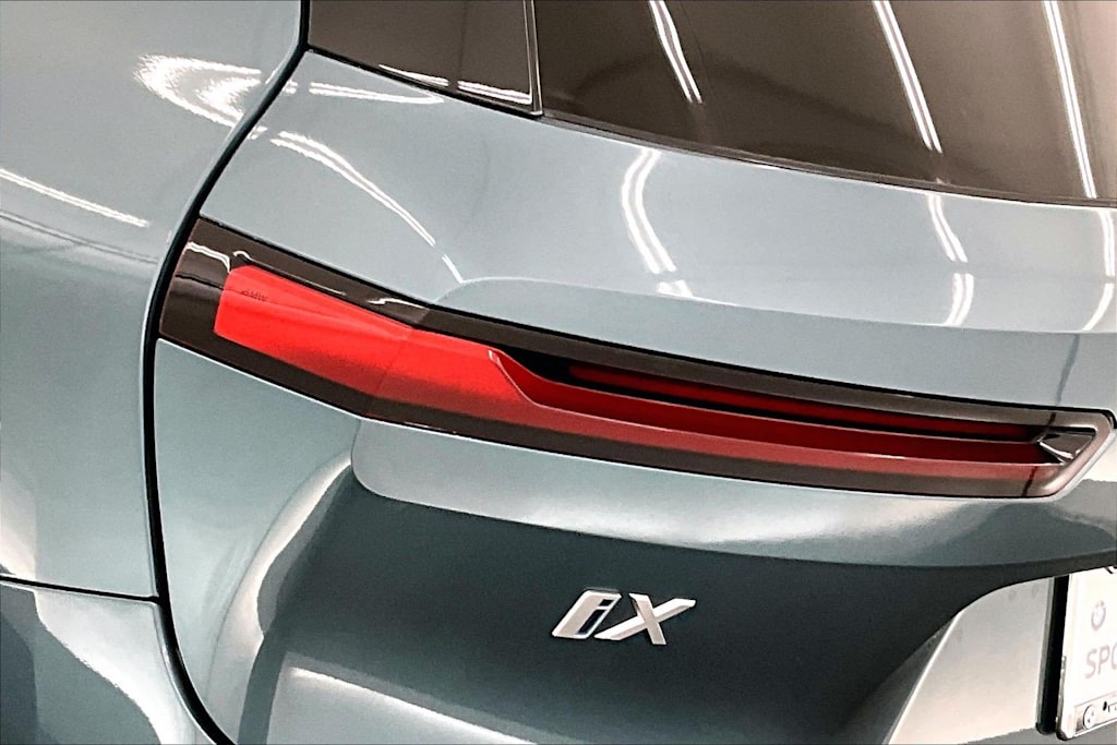 Thumbnail: 2023 BMW iX - 31