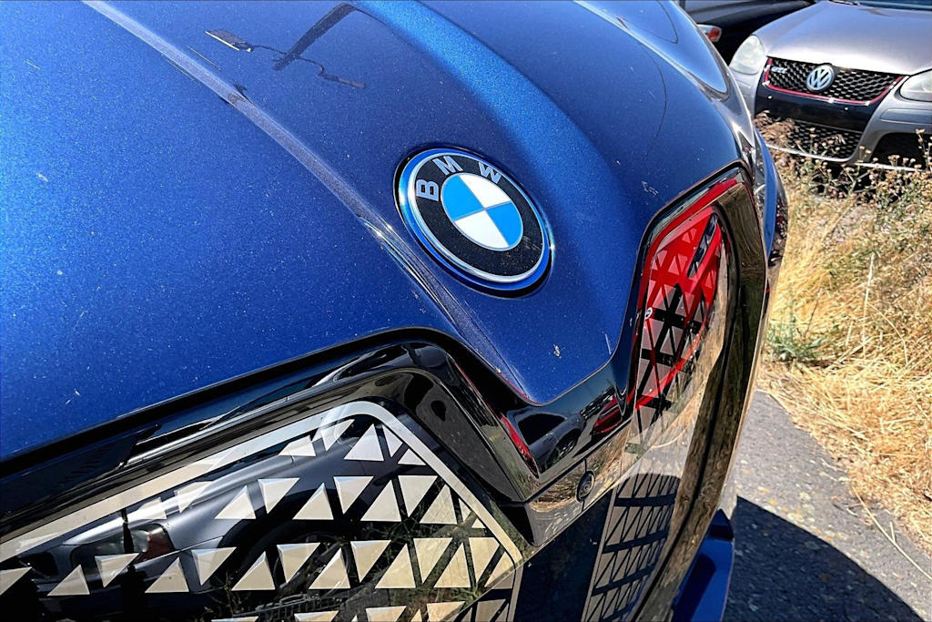 Thumbnail: 2023 BMW iX - 18