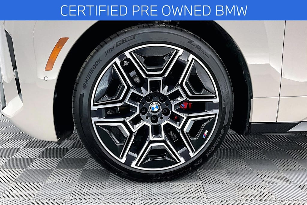 Thumbnail: 2026 BMW iX - 8