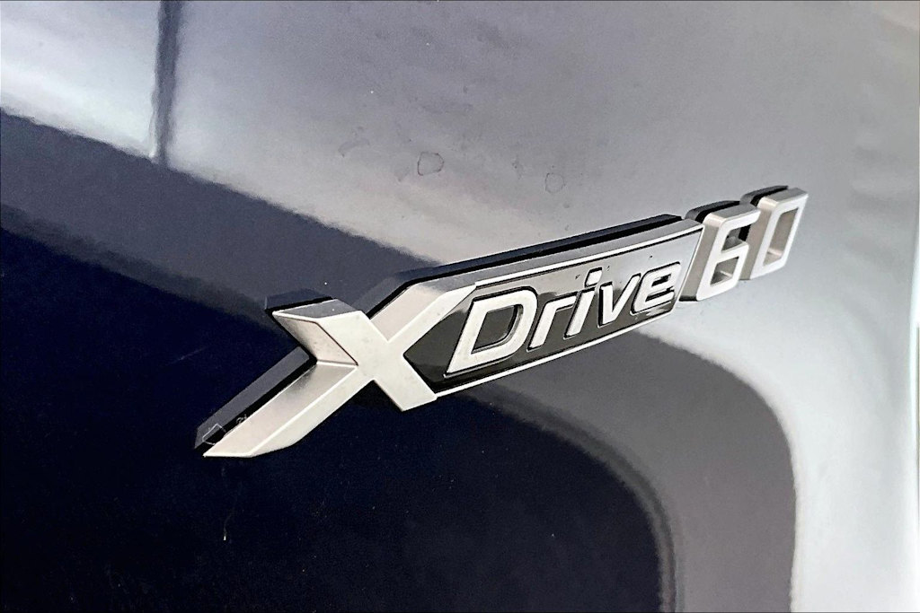 Thumbnail: 2026 BMW iX - 7