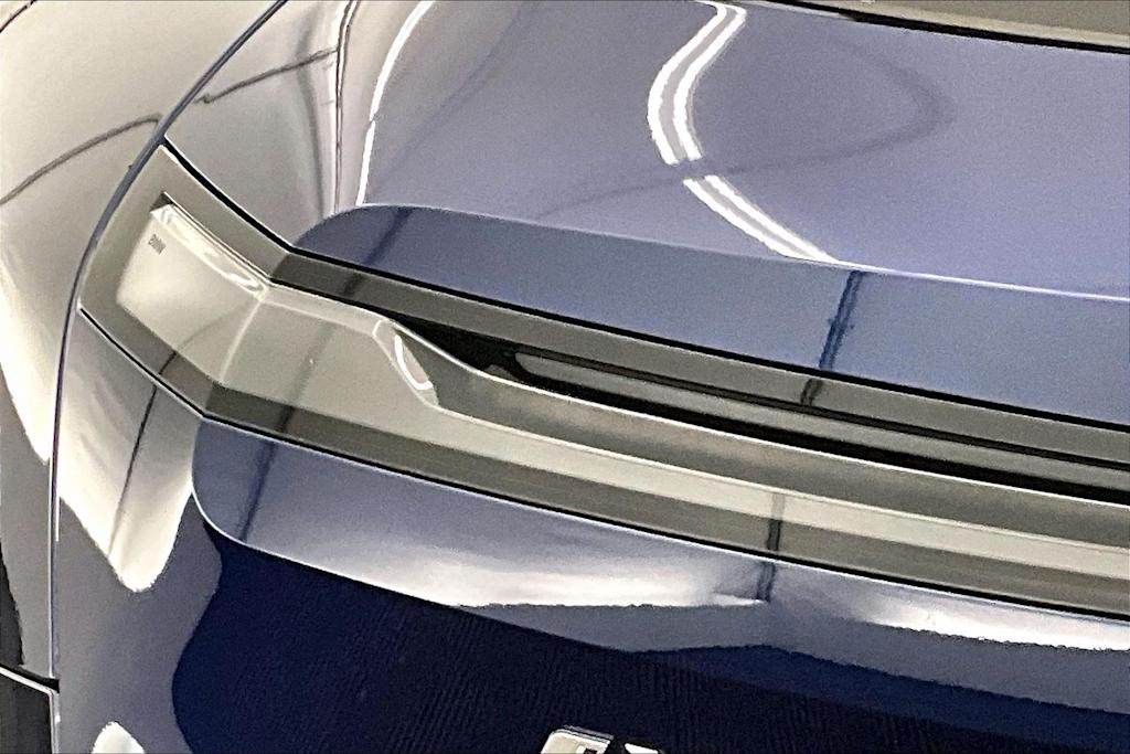 Thumbnail: 2026 BMW iX - 31