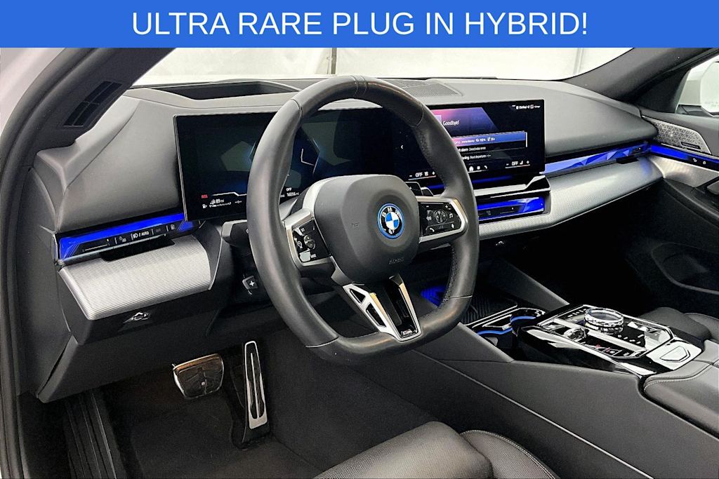 Thumbnail: 2025 BMW 5 Series - 2