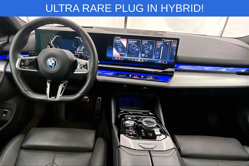 Thumbnail: 2025 BMW 5 Series - 10