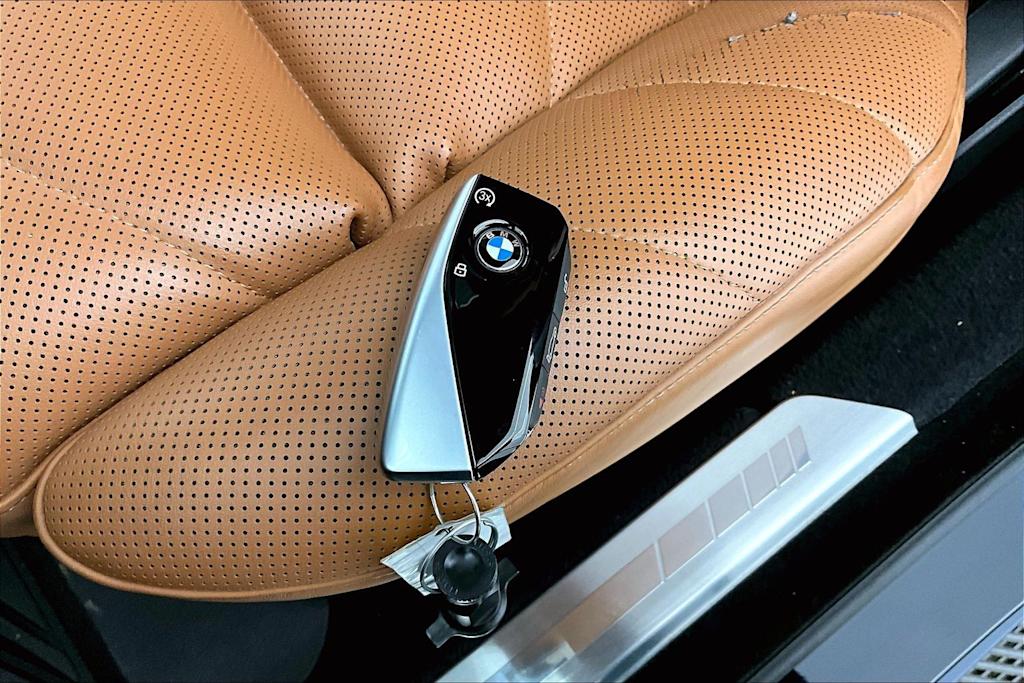 Thumbnail: 2023 BMW 7 Series - 20