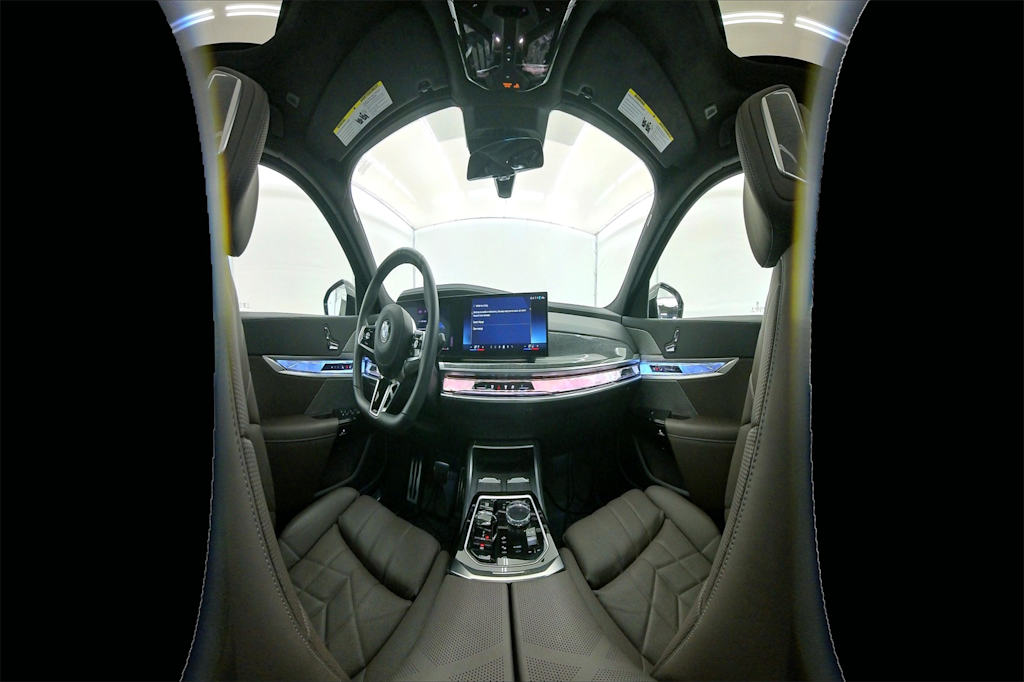 Thumbnail: 2024 BMW 7 Series - 34