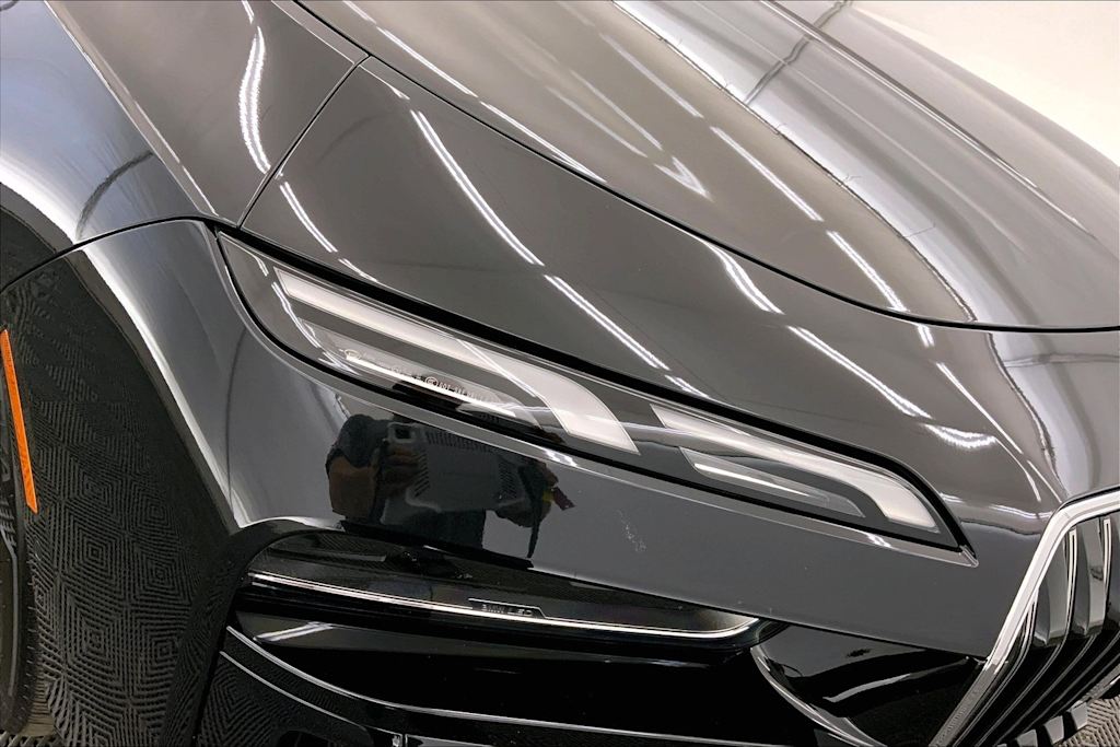 Thumbnail: 2024 BMW 7 Series - 31