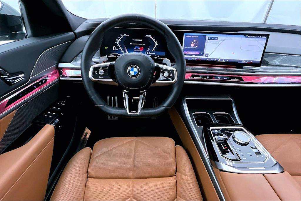 Thumbnail: 2024 BMW 7 Series - 13
