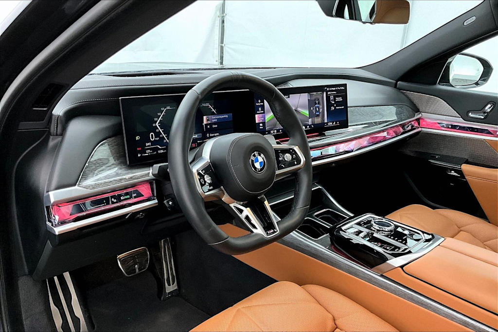 Thumbnail: 2024 BMW 7 Series - 2